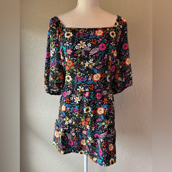 BloomChic Dresses & Skirts - BloomChic Multicolor Floral Long Sleeve Dress